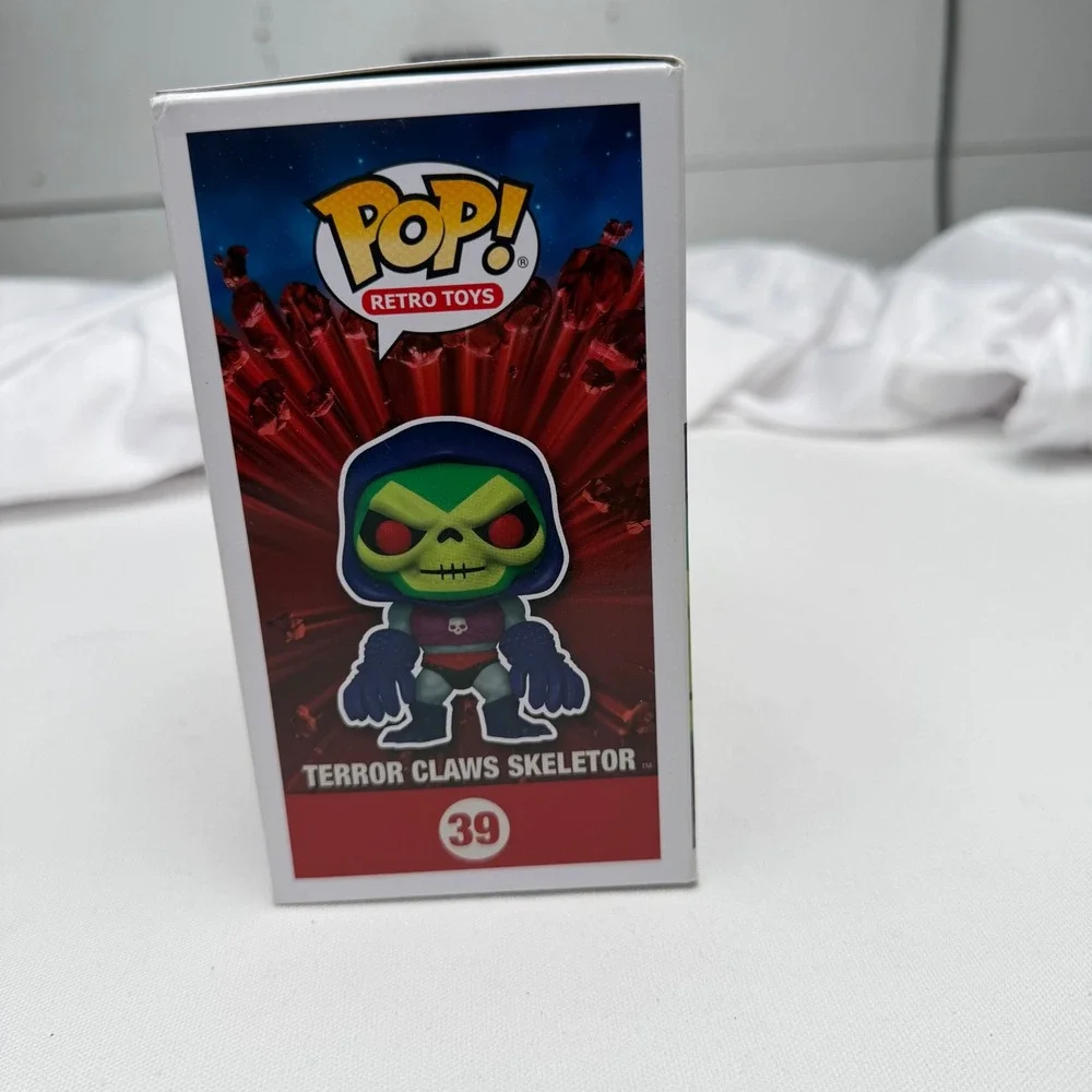 Funko Pop Masters of the Universe Terror Claws Skeletor 39 Target Exclusive MOTU